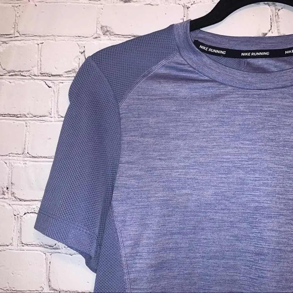 Nike Dri-FIT Running Shirt Small Purple Short Sleeve Athletic‎ Tee